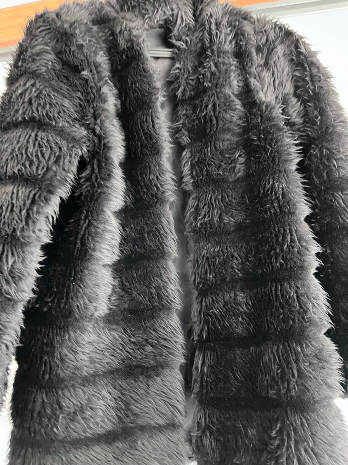 Kadın Siyah Kürk Detaylı Midi Mont - Görsel 2