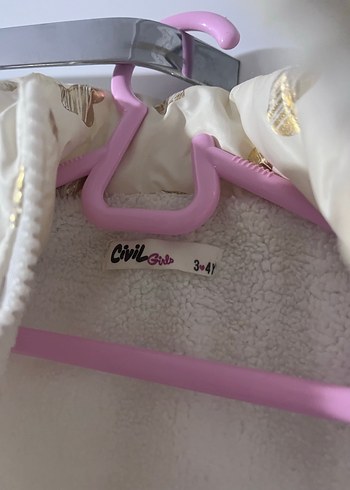 Kız Çocuk Parlak Beyaz Fermuarlı Yelek - Görsel 3