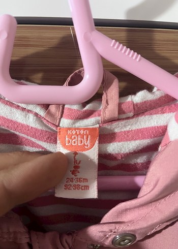 Kız Çocuk Pembe Düğmeli Yağmurluk - Görsel 3