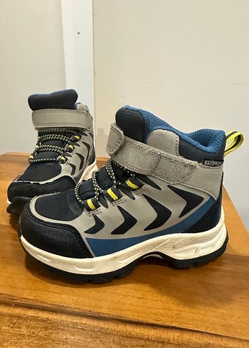 Su Geçirmez 24 Numara Erkek Çocuk Botu - Görsel 2