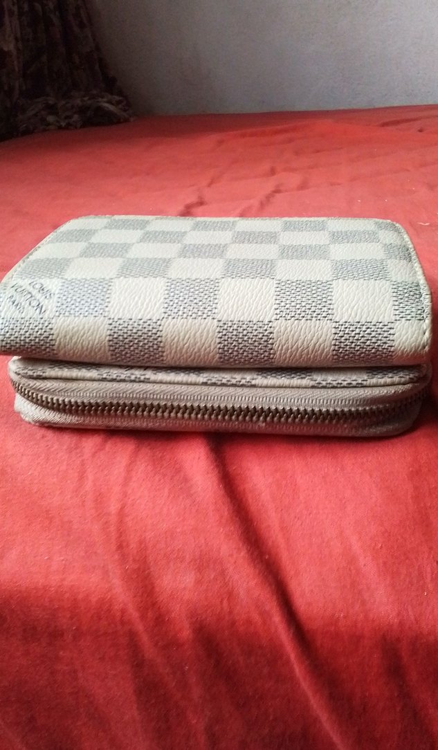 Ekose Desenli Beyaz Kadın Cüzdan - Görsel 2