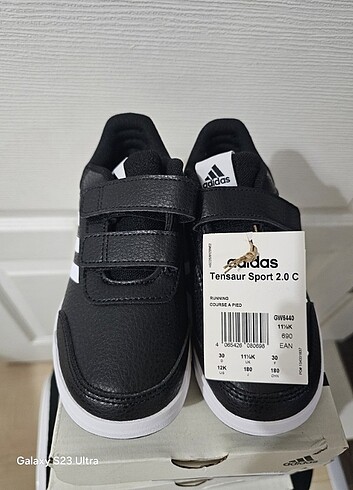 30 Beden Orijinal Adidas Çocuk Sneaker