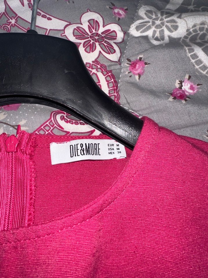 Pembe Kısa Bol Kesim Kadın Tulum - Görsel 2