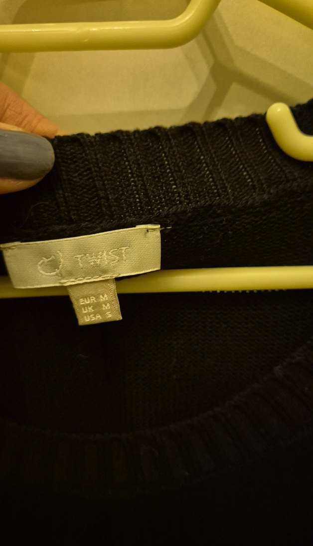 Twist Siyah Tül Katmanli Cepli Kadin Kazak - Görsel 4