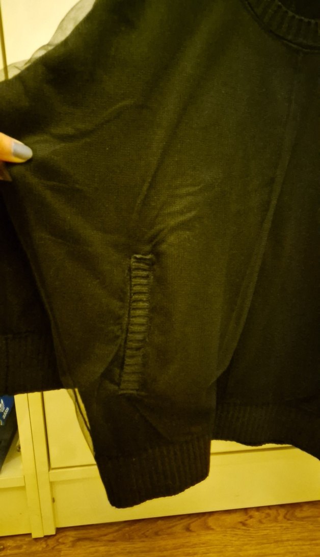 Twist Siyah Tül Katmanli Cepli Kadin Kazak - Görsel 3