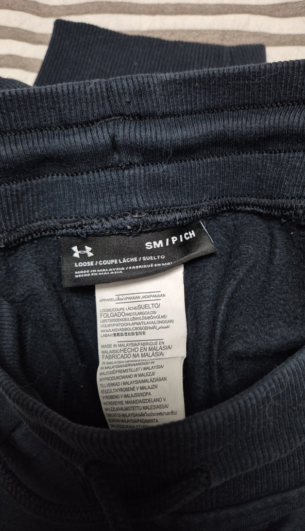 Under Armour 3/4 Boy Siyah Eşofman Altı - Görsel 2