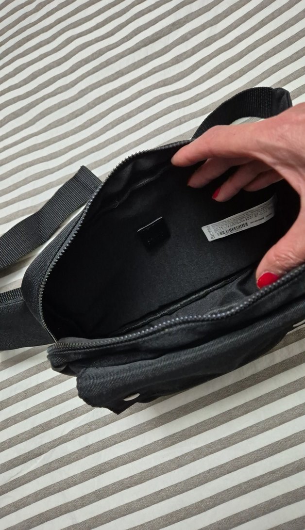 Bershka Siyah Kemerli Kadın Bel Çantası - Görsel 3