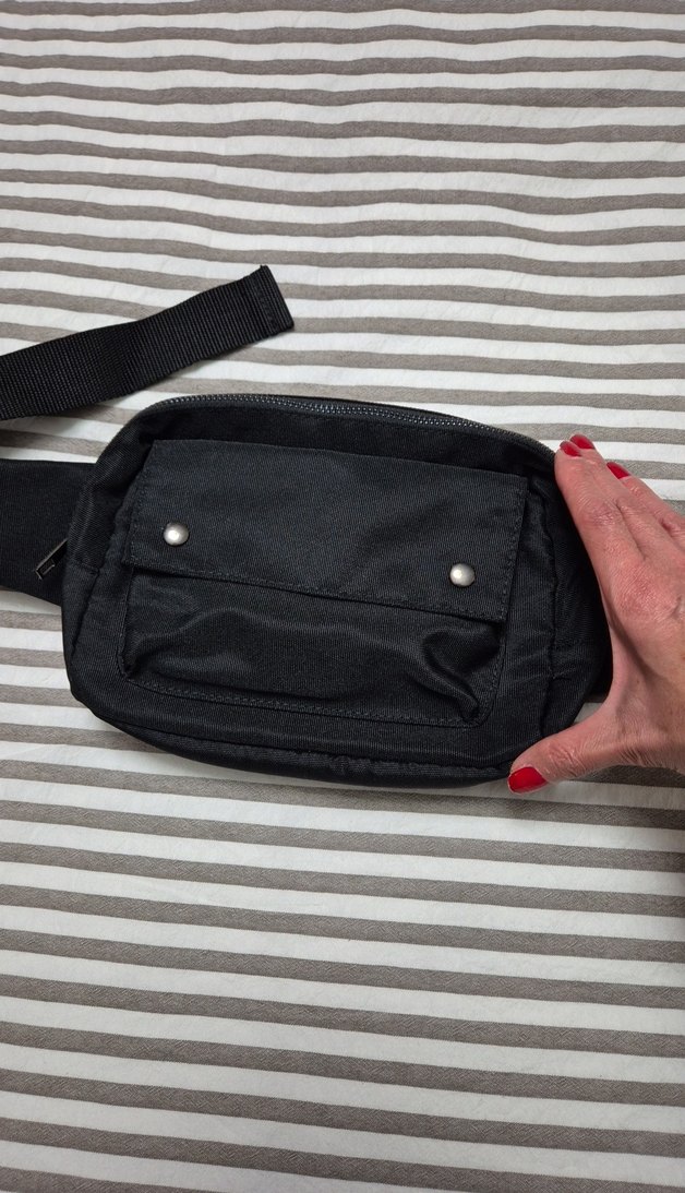 Bershka Siyah Kemerli Kadın Bel Çantası - Görsel 2