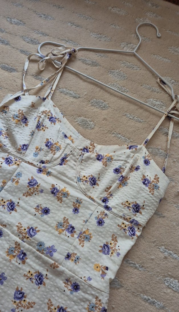 Dilvin Çiçek Desenli İnce Askılı Mini Elbise - Görsel 2