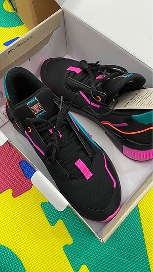 37 Beden Puma spor ayakkabı