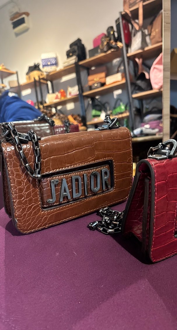 Dior Kırmızı Yılan Derisi Desenli Zincir Detaylı Deri Çanta - Görsel 2