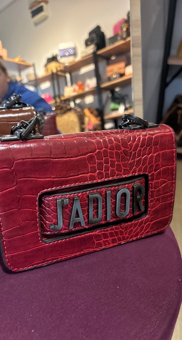 Dior Kırmızı Yılan Derisi Desenli Zincir Detaylı Deri Çanta - Görsel 3