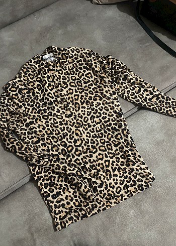 Kadın Leopar Desenli Uzun Kollu Balıkçı Yaka Bluz