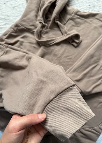 Dilvin Bej Renkli Kapüşonlu Fırfırlı Kadın Sweatshirt