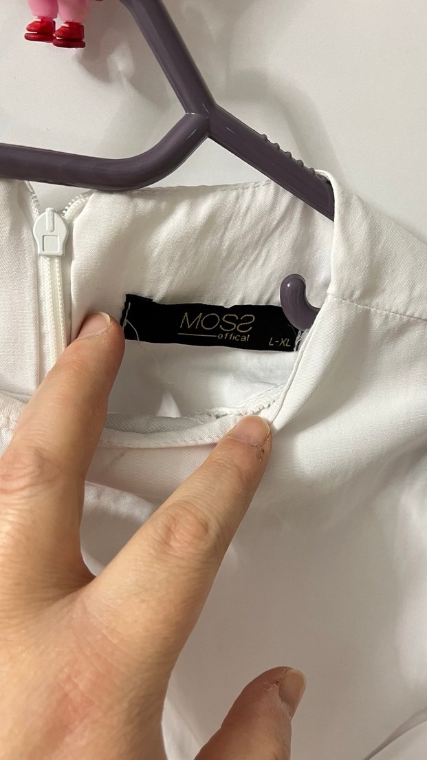 Beyaz Keten Fiyonklu Kadın Gömlek - Görsel 3