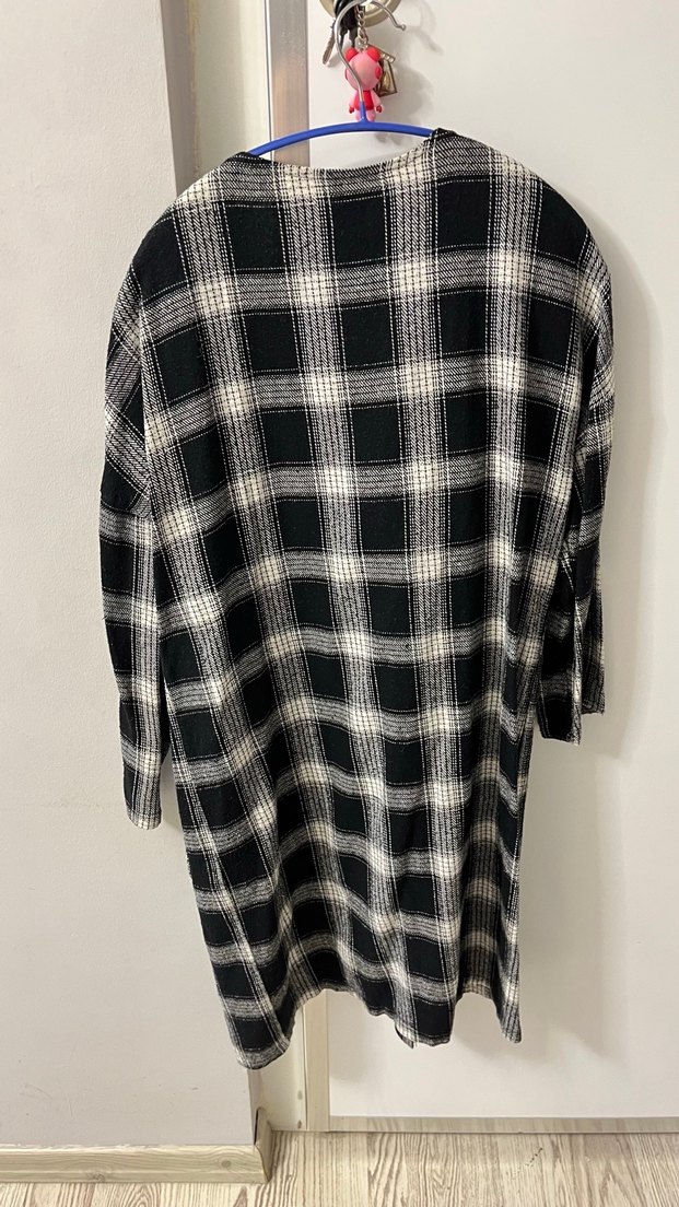 Uzun Ekose Desenli Kadın Kaban - Görsel 4