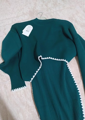 Uzun Kollu Yeşil Triko Elbise - Görsel 3