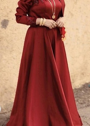 Bordo Nakışlı Zincir Detaylı Uzun tesettür abiye - Görsel 2