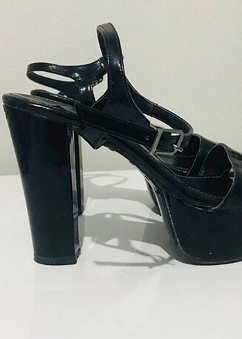 Siyah Gotik Platform Topuklu Kadın Ayakkabı - Görsel 2