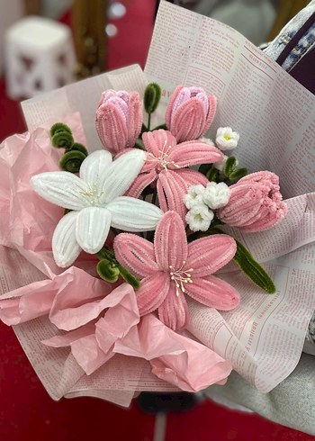 Pembe ve Beyaz El Yapımı Çiçek Buketi - Görsel 4