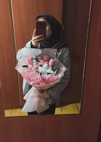 Pembe ve Beyaz El Yapımı Çiçek Buketi - Görsel 5