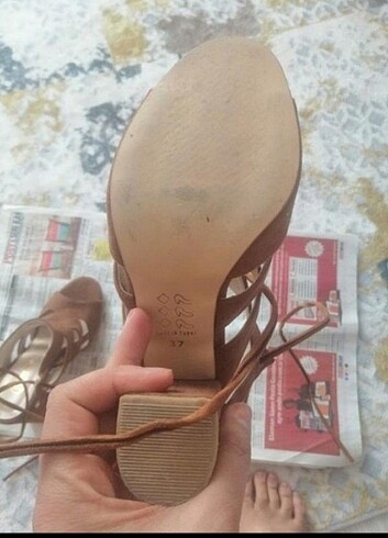 Diğer Hardal topuklu ayakkabi
