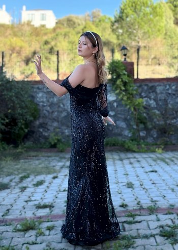 SİYAH MİMOZA - Görsel 3