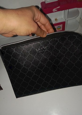 Lanvin Paris Kadın Deri Makyaj Çantasısiyah mevcut tur - Görsel 3