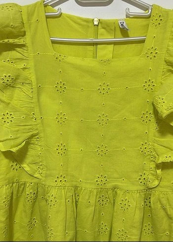 Fıstık yeşili Nakışlı Fırfırlı Kız Elbisesi - Görsel 2