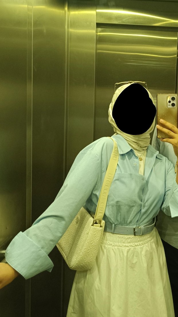 Mavi kemerli crop gömlek - Görsel 3