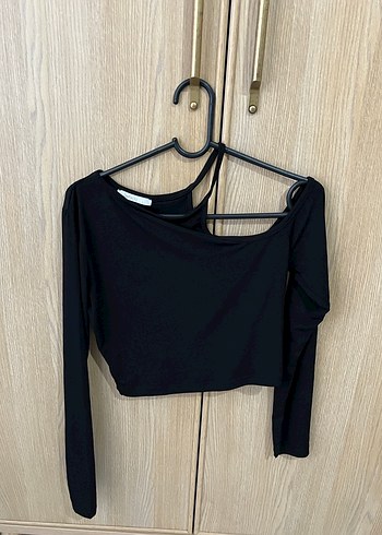 Siyah Mini Crop Kadın Bluz, Tek Omuzlu,