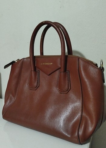  Beden Givenchy Çanta