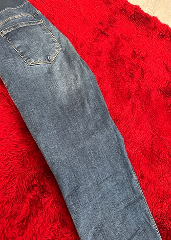 Yırtık Detaylı Hamile Kot Pantolon - Görsel 3