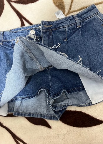 Kadın Mavi Düğmeli Mini Kot Şort - Görsel 3