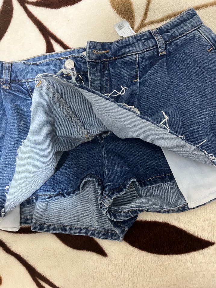 Kadın Mavi Düğmeli Mini Kot Şort - Görsel 3