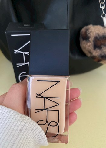 NARS Açık Ten Rengi Fondöten 30 ml - Görsel 2