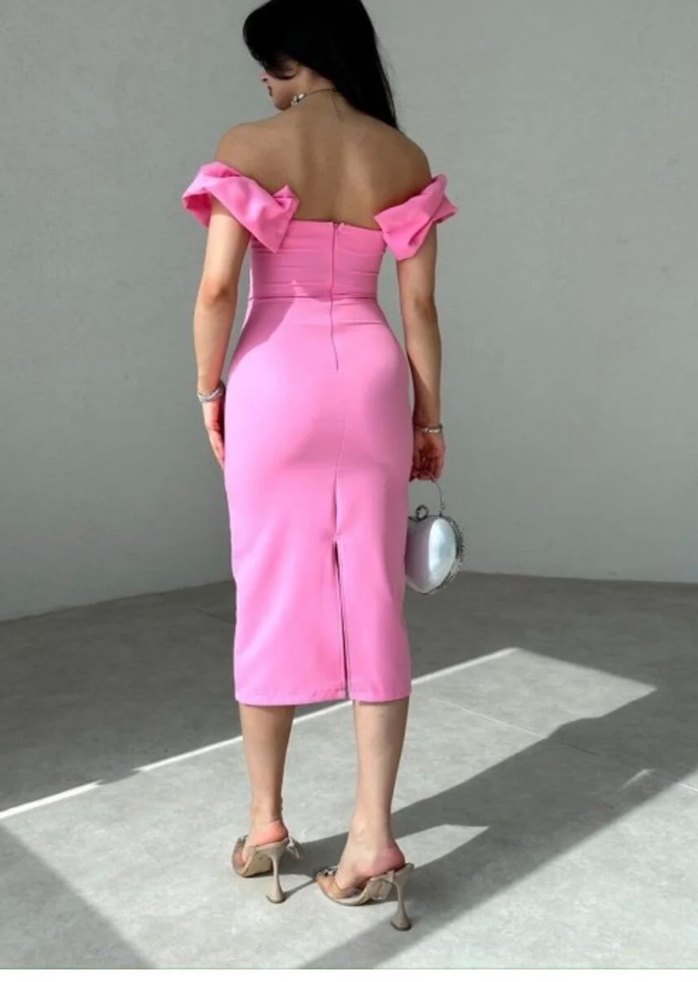 PEMBE Düşük Omuz Midi boy Elbise - Görsel 3