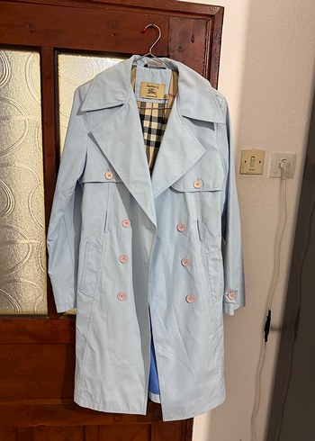 Burberry Bebe Mavisi Yagmurluk