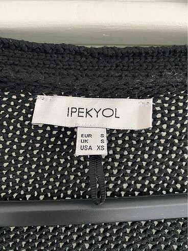 s Beden İpekyol hırka