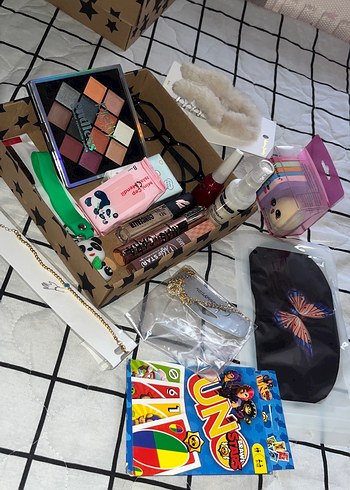 Kozmetik ve Takı Advent Calendar KUTU 2 - Görsel 5