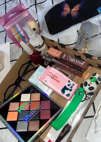 Kozmetik ve Takı Advent Calendar KUTU 2 - Görsel 3