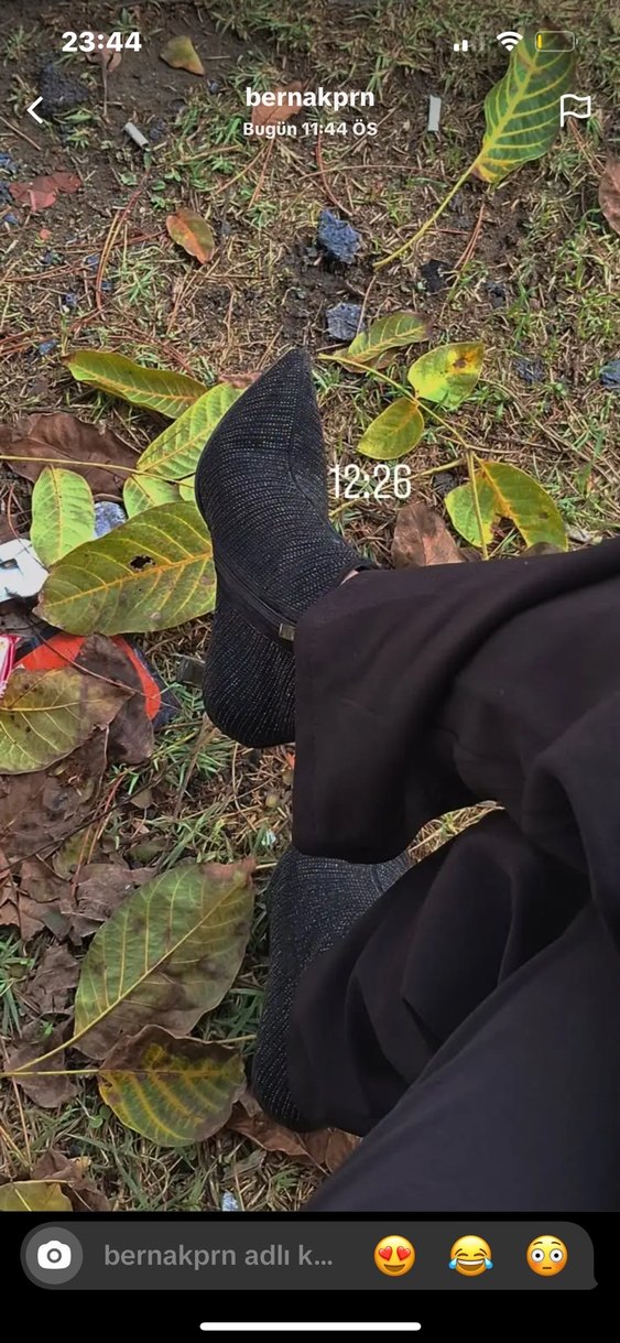 Siyah Simli Parlak Topuklu Bot - Görsel 4