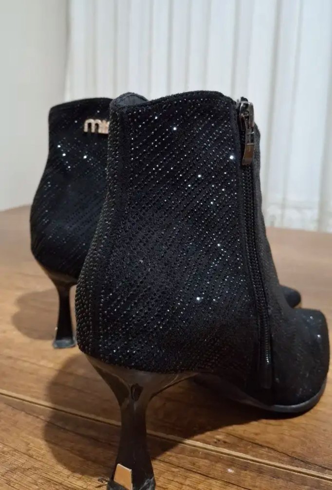 Siyah Simli Parlak Topuklu Bot - Görsel 2