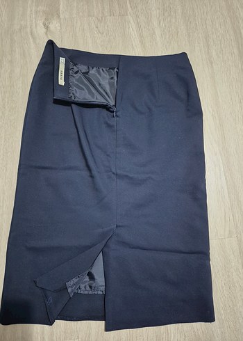 Lacivert Etek - Görsel 2