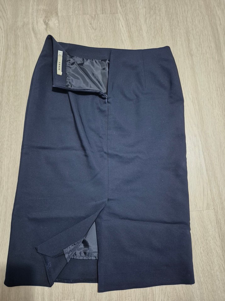 Lacivert Etek - Görsel 2