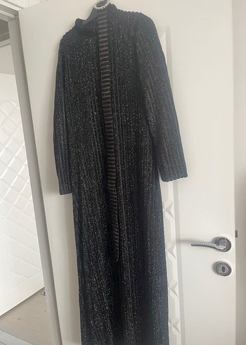 Sim Detaylı Siyah Uzun Kadın kalem elbise - Görsel 4