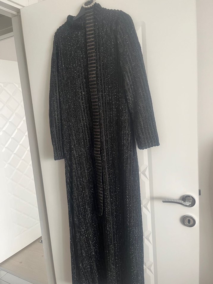 Sim Detaylı Siyah Uzun Kadın kalem elbise - Görsel 4