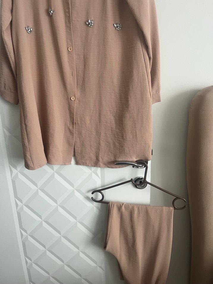 Bej Kadın Keten Takım, Düğmeli, Uzun Kollu - Görsel 2