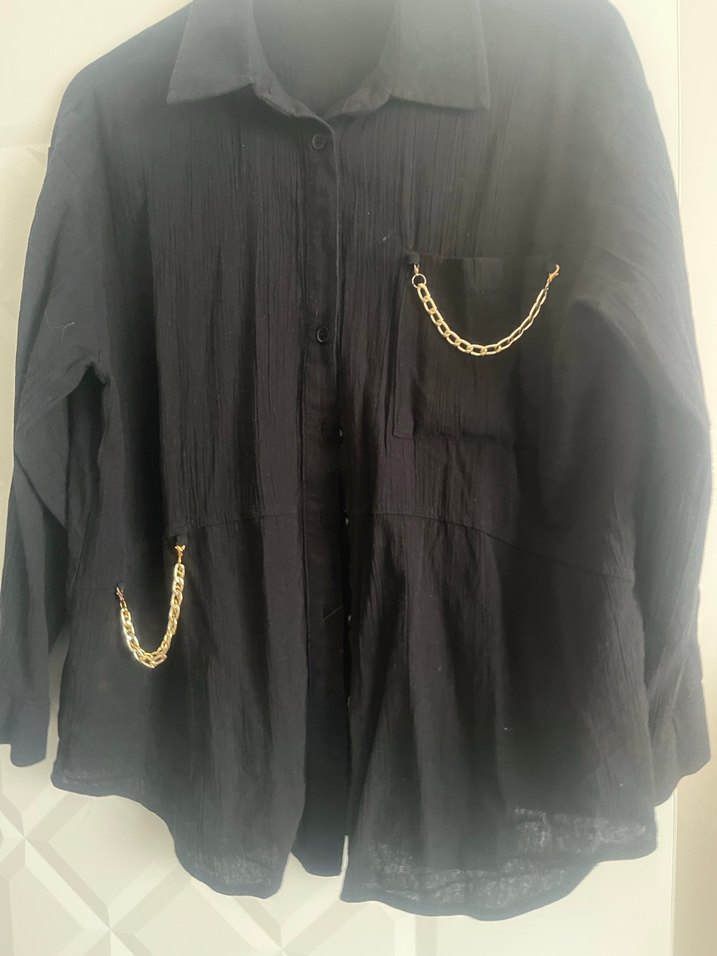 Zincir Detaylı Siyah Keten Gömlek - Görsel 2