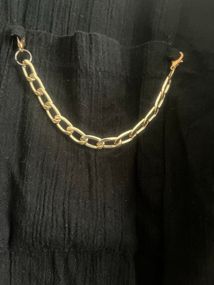 Zincir Detaylı Siyah Keten Gömlek - Görsel 4